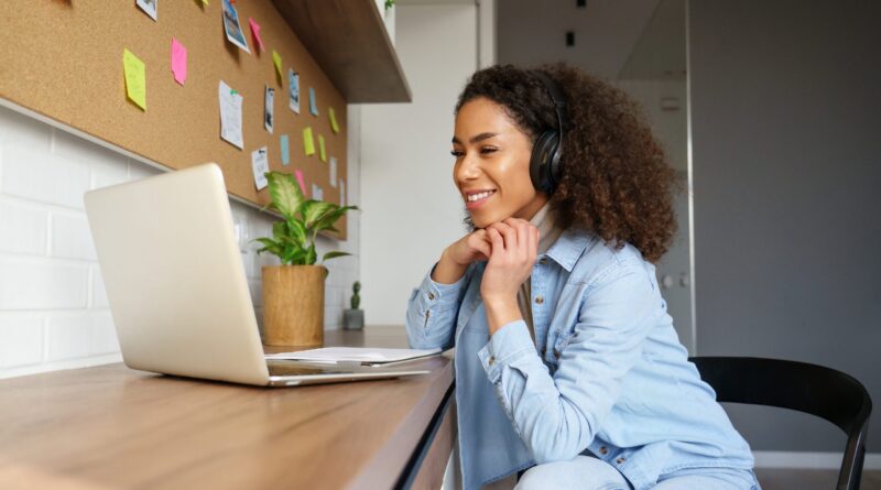 25 Remote Jobs That Don’t Require a Degree