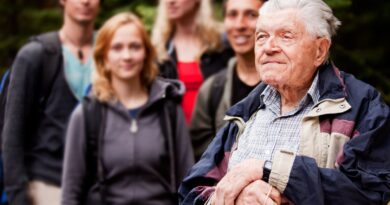 5 Side Hustles for Retirees That Don’t Feel Like Work (Some Can Be Done From Home)