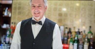 20 Low- or No-Skill Jobs That Pay Way More Than Minimum Wage