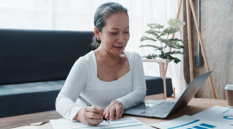 20 Great Part-Time Jobs for Retirees